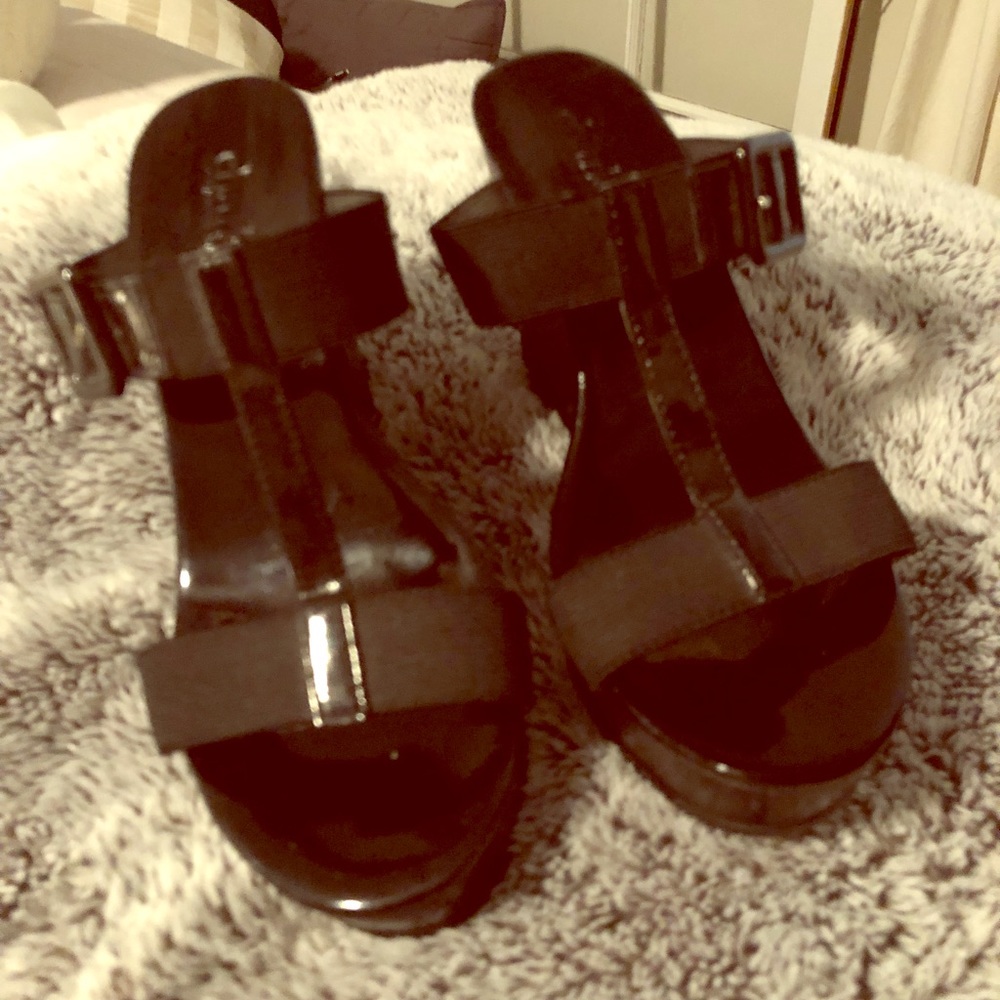 Black Wedge Heels